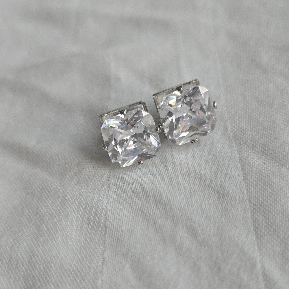 Classic Clear Crystal 6mm Square Rounded Corners Silvers CZ Studs